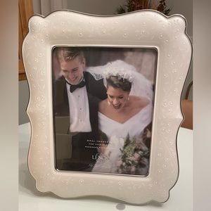 Lenox Opal Innocence Pocture Frame